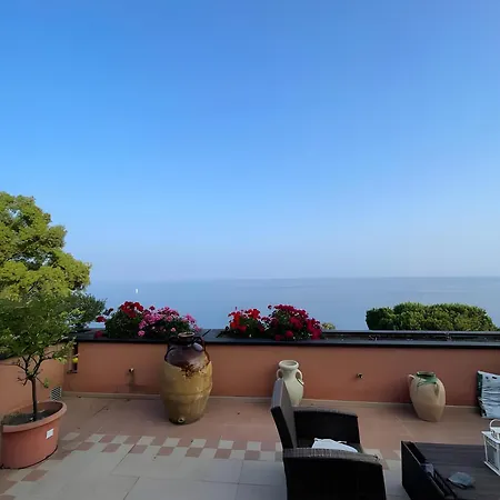 Villa Della Baia