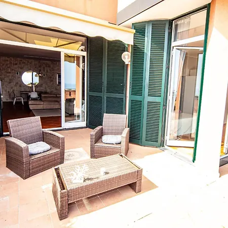 Della Baia Villa *