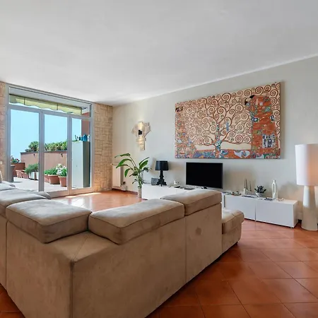 Villa Della Baia *