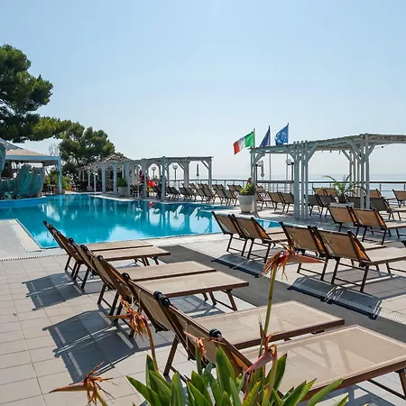 Della Baia Villa Varazze